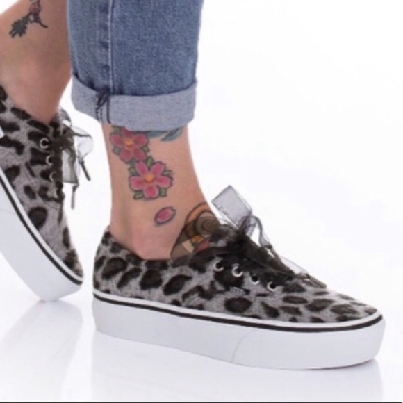 Vans Authentic Platform Fuzzy Snow Leopard - Picture 2 of 7